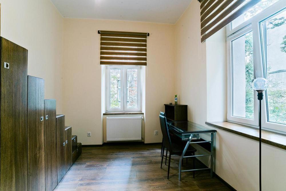 Cozy & Big Rooms In Old Town Krakow Exterior photo